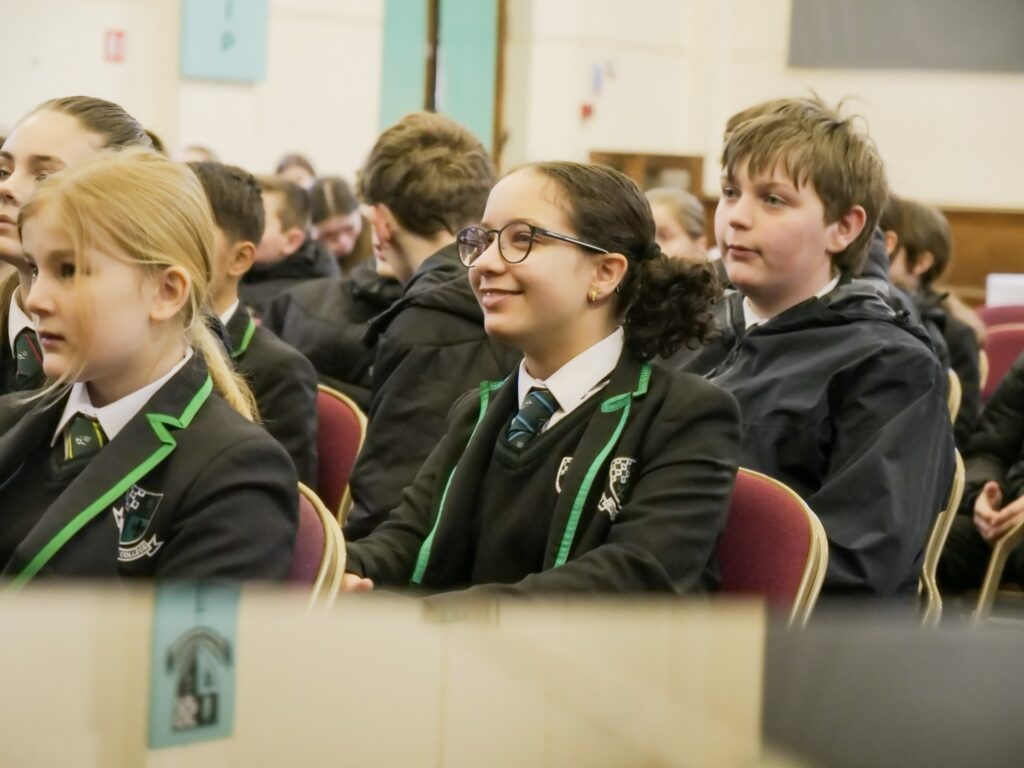 Myddelton College_โรงเรียนประจำ_cover